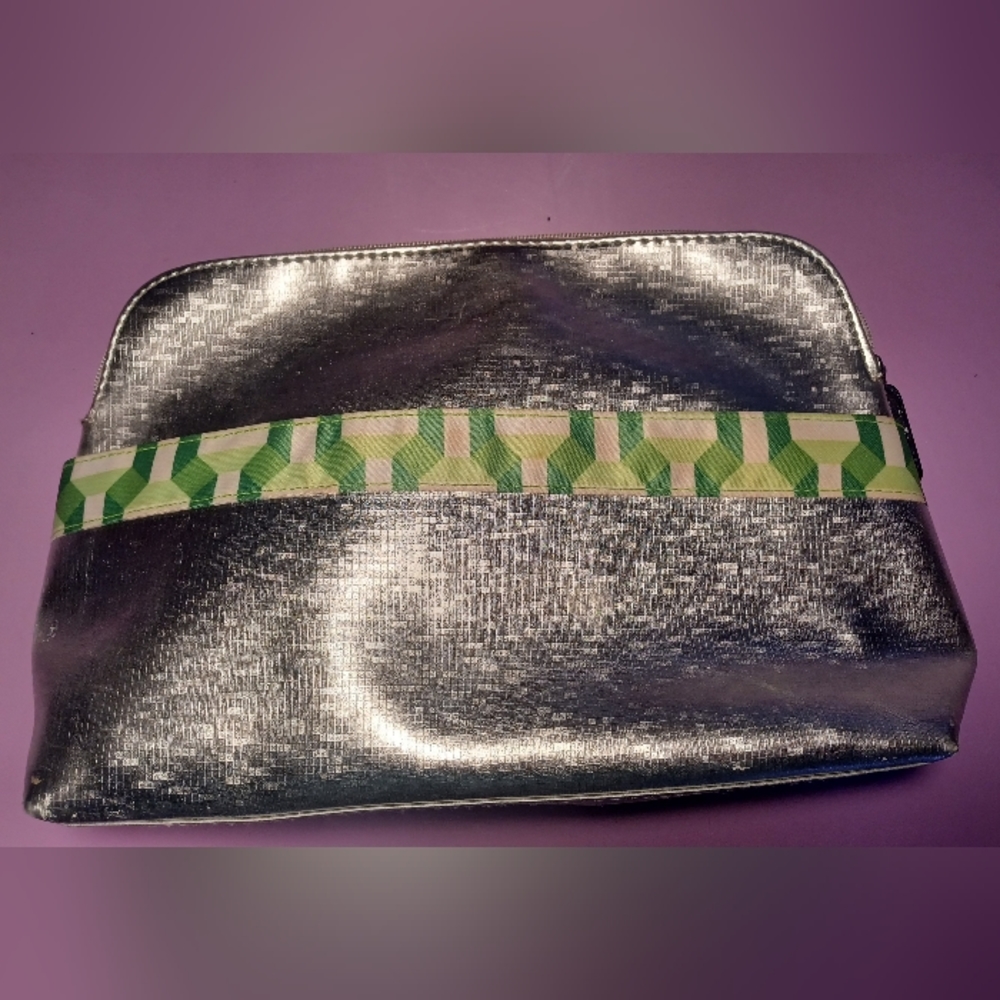 Clinique Make Up Bag Metallic Shiny Silver Green Travel Cosmetic Case Zipper Top